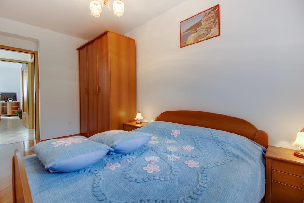Apartments Franjo マリ・ロシニュ 部屋 写真